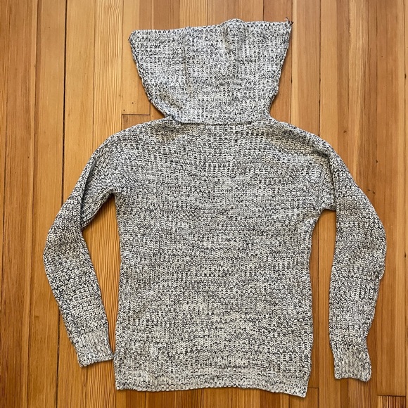 Cowl sweater - Picture 2 of 2